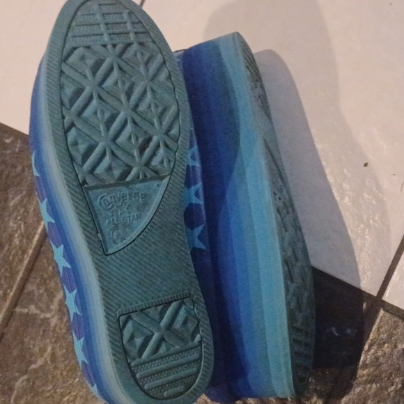 Converse Miley Cyrus x Chuck Taylor All Star Platform - Women’s size 7 - Picture 5 of 7